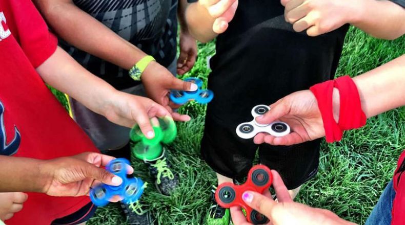 ¿Fidget Spinner: Un juguete satánico que oculta el número de la Bestia 666?