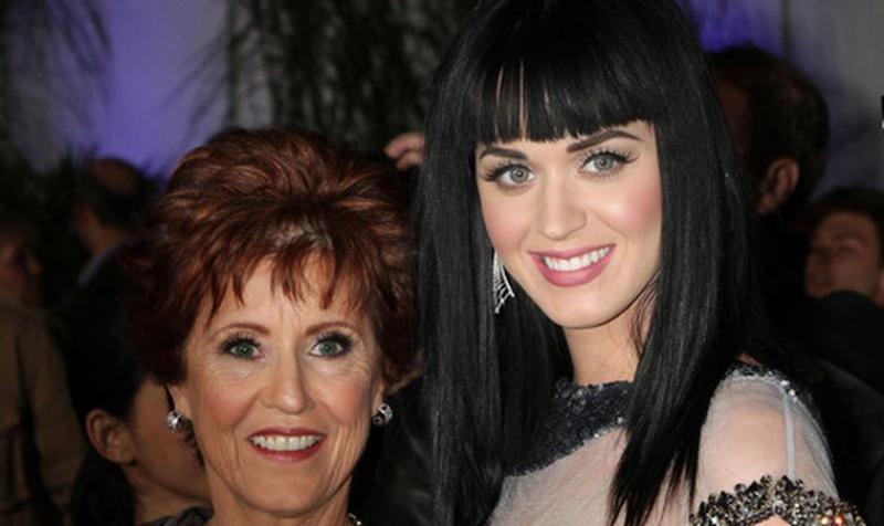 Pastora y madre de Katy Perry “El diablo intenta robar mi alegría”