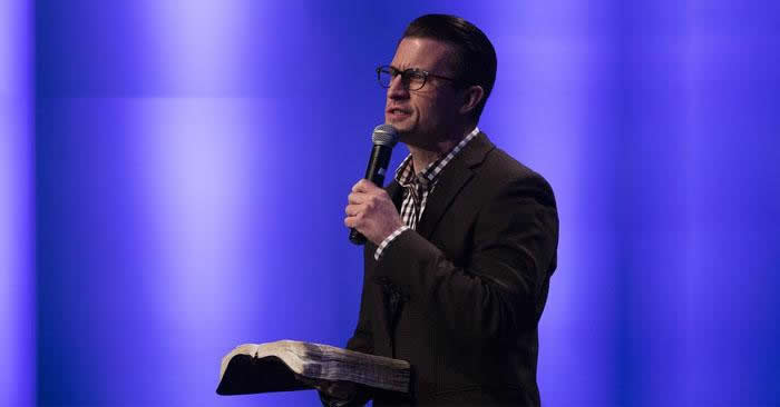 “Dios me amaba de la manera que yo era” dice ex-ocultista convertido a Cristo