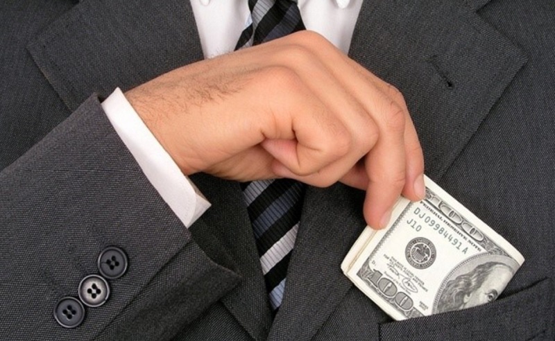 Estafadores se hacen pasar por pastores para engañar a los fieles