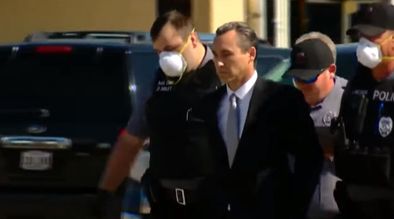 Pastor de Lousianna vuelve a desafiar cuarentena