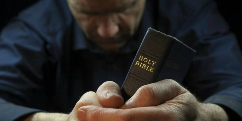 Devocional: Quiénes somos y qué hacemos