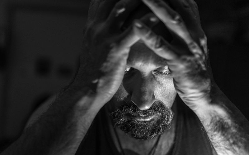 Musulmán fue a la iglesia para confrontar a cristianos, y se entrega a Jesús