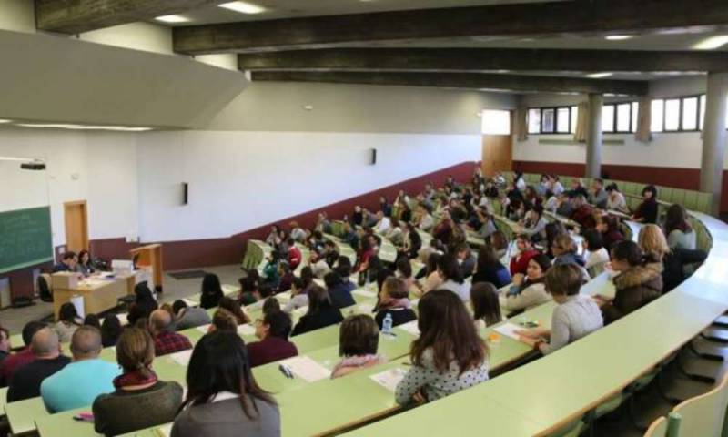 Universidad organiza jornada de ecumenismo junto a fieles de distintas religiones