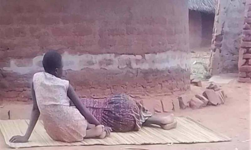 Mujer apuñalada por su hermano por dejar islam y convertirse en cristiana