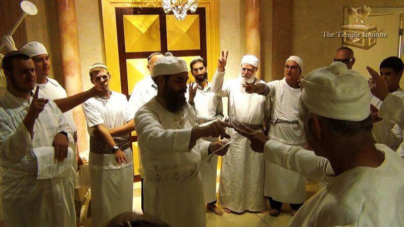 Tiempos Finales: Sacerdotes del Tercer Templo se preparan para comenzar Sacrificios