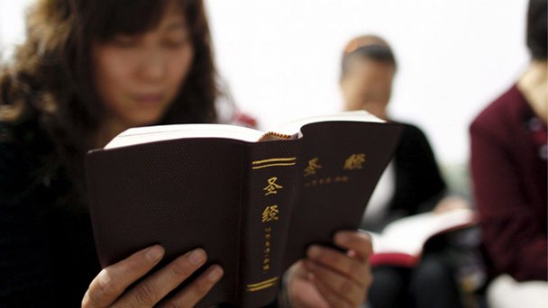 En China se produce una Biblia por segundo a pesar de persecución