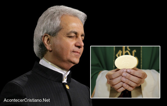 "En la Iglesia Católica hay más milagros debido a la Eucaristía" afirma Benny Hinn