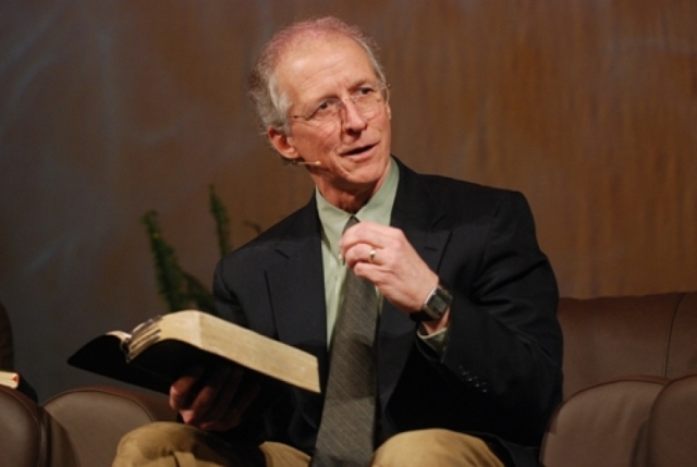 John Piper cuestionado por decir que padres deben enseñar a sus hijos sobre el infierno
