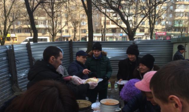 Cristianos se arriesgan para ayudar a víctimas de guerra en Ucrania