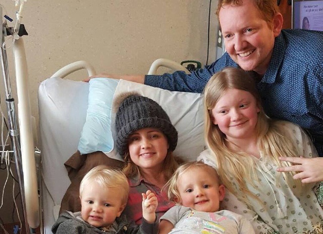 Mujer con cáncer prefiere morir a abortar su bebé