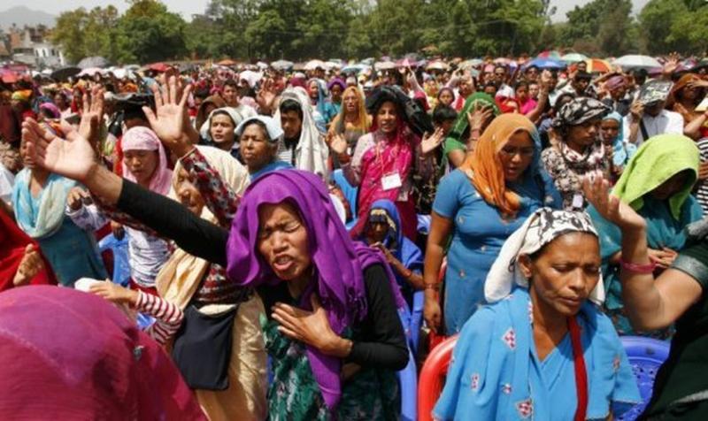 Nepal criminaliza conversión al cristianismo y prohíbe evangelizar
