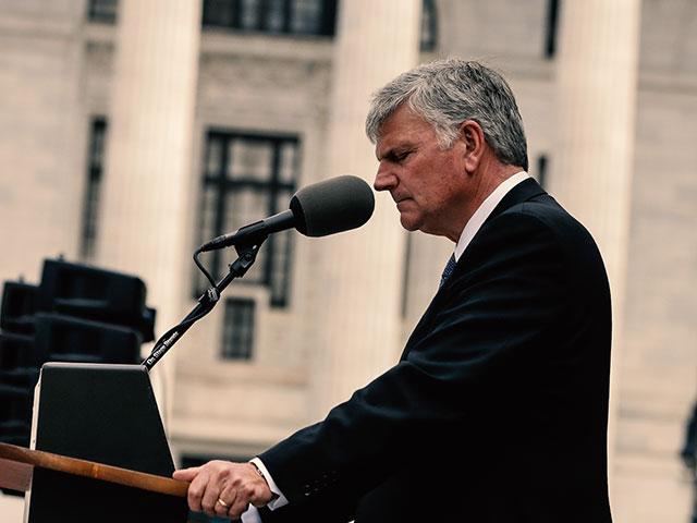 Franklin Graham: ‘Estamos viendo señales bíblicas del regreso de Cristo’