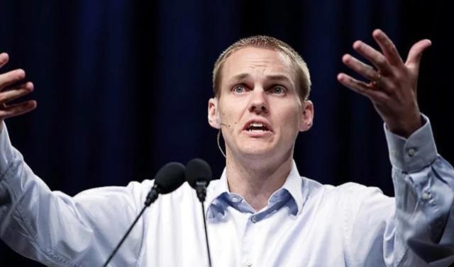 Pastor dice que la expresión ‘aceptar a Jesús’ es anti-bíblica