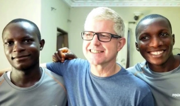 Misionero muerto a tiros cuando alababa a Dios con su guitarra