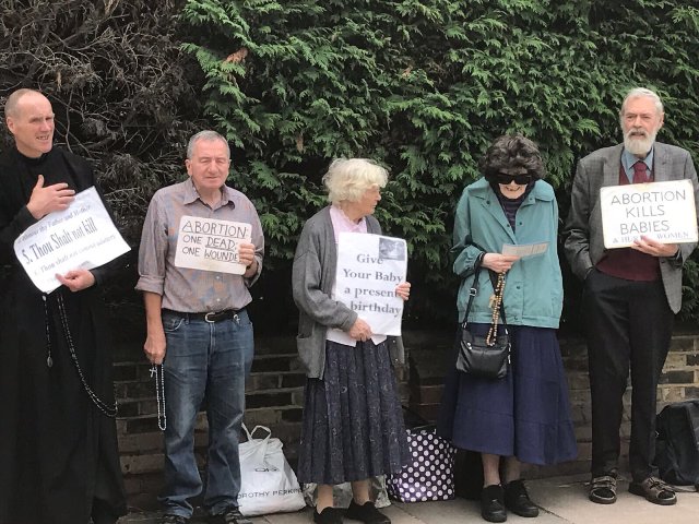 Cristianos contrarios al aborto pueden ser encarcelados en Londres