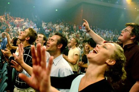 ¿Deberían todos los cristianos llenos del Espíritu estar hablando en lenguas?