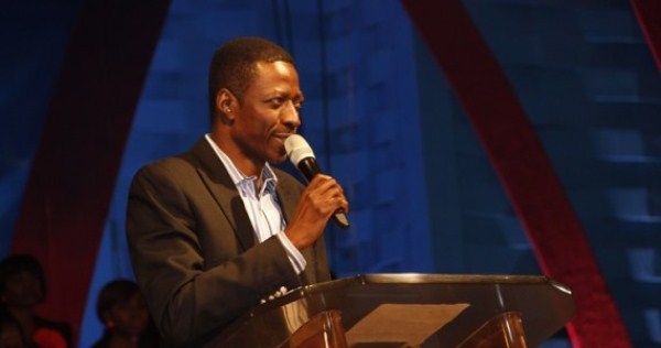 Predicador de prosperidad: “Ningún cristiano debe sentirse culpable por no pagar el diezmo”