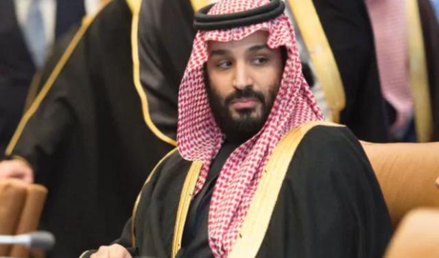 Príncipe heredero concede permiso para que cristianos realicen cultos en Arabia Saudita