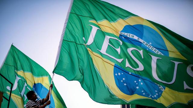Voto de evangélicos en elecciones de Brasil será clave