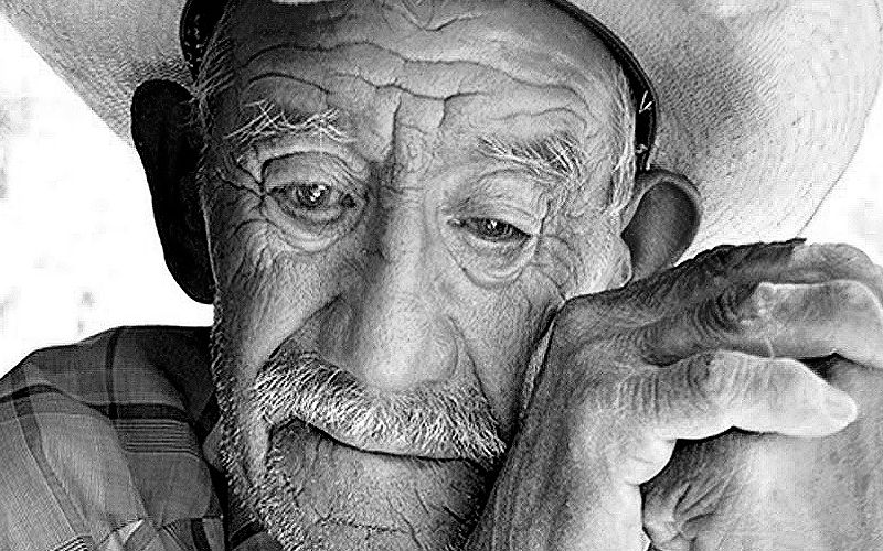 Anciano de 68 años: “Me arrojaron a la calle por seguir a Jesús”