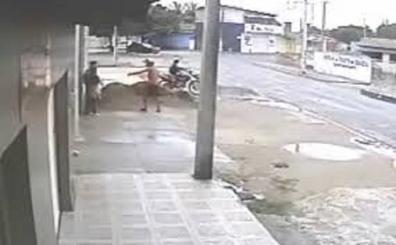 Ladrones asaltan iglesia durante culto, pero se arrepienten