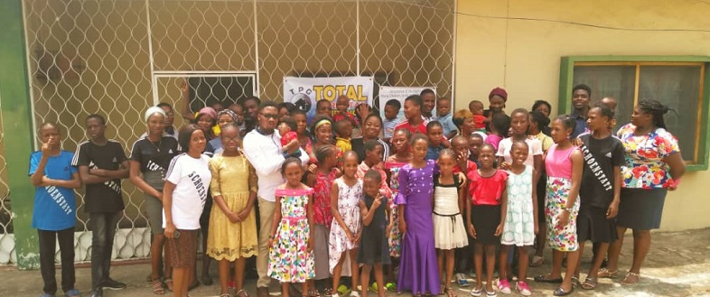 Maestro es encarcelado por enseñar a niños sobre Jesús