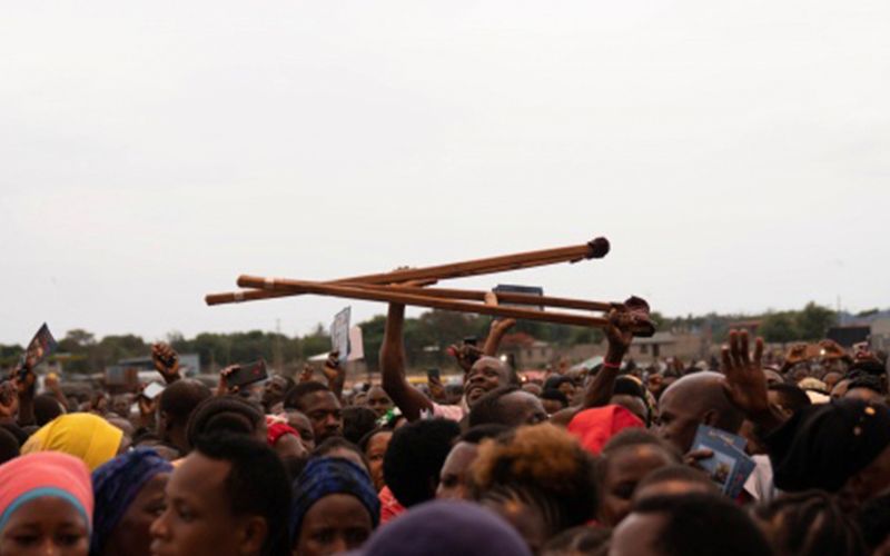 Más de 100 000 personas aceptan a Jesús en Tanzania