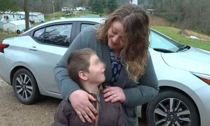 Mujer agradece a Dios por despertarla cuando su casa estaba en llamas