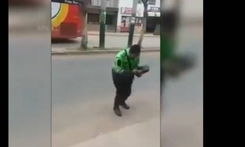 ¿Persecución?: prohíben a policía uniformado predicar el Evangelio