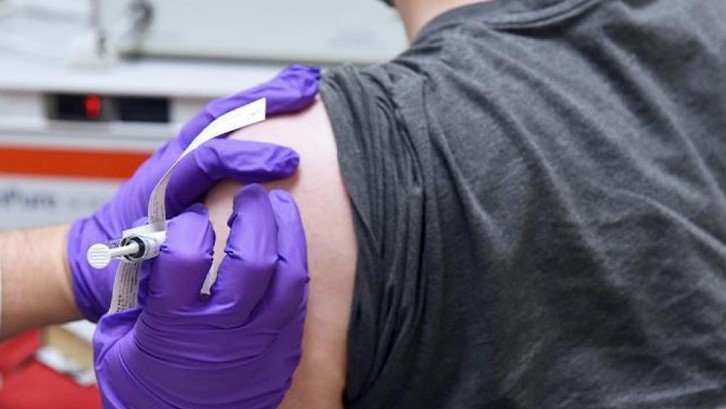 Líderes religiosos de Phoenix instan a confiar en las vacunas