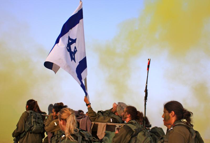Israel protegerá a los cristianos en las FDI con penas de cárcel a quienes los amenacen