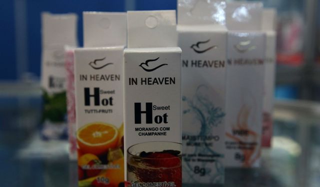 Ofrecen en feria productos eróticos a evangélicos brasileños