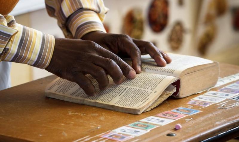 ¿En cuántos años llegará la Biblia al 98% de la población mundial?