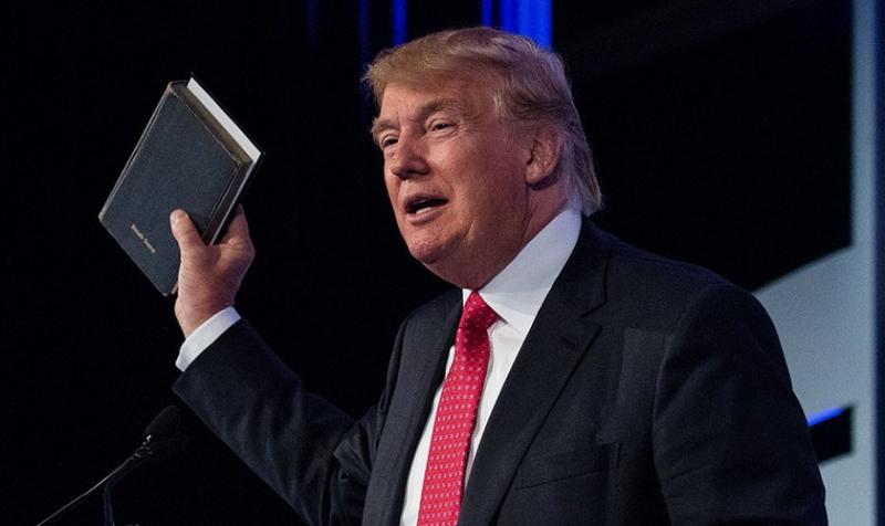 Michele Bachmann: “Trump quiere glorificar a Dios en su gobierno”