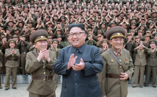 Norcoreanos se arriesgan dejando de idolatrar al dictador Kim Jong-un