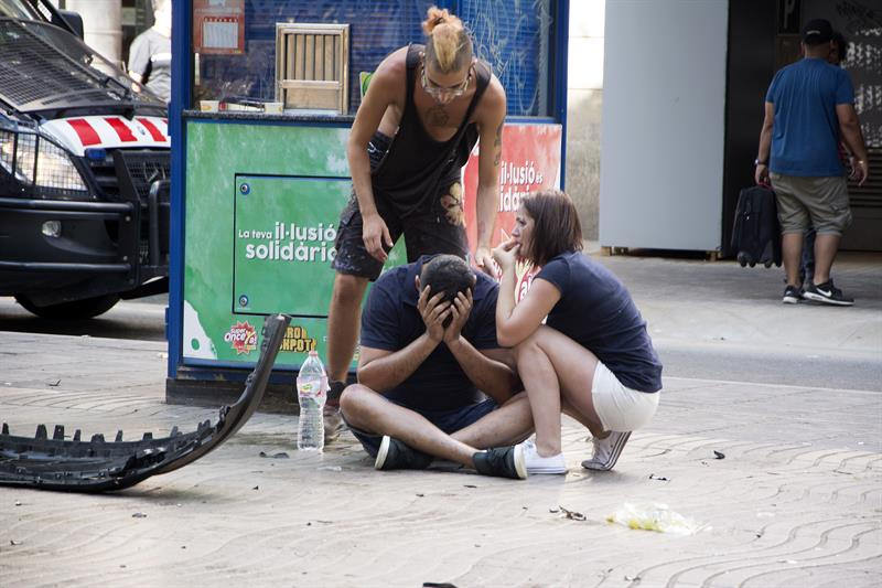 ATENTADO EN BARCELONA: Trece muertos y 88 heridos de múltiples nacionalidades, último balance provisional