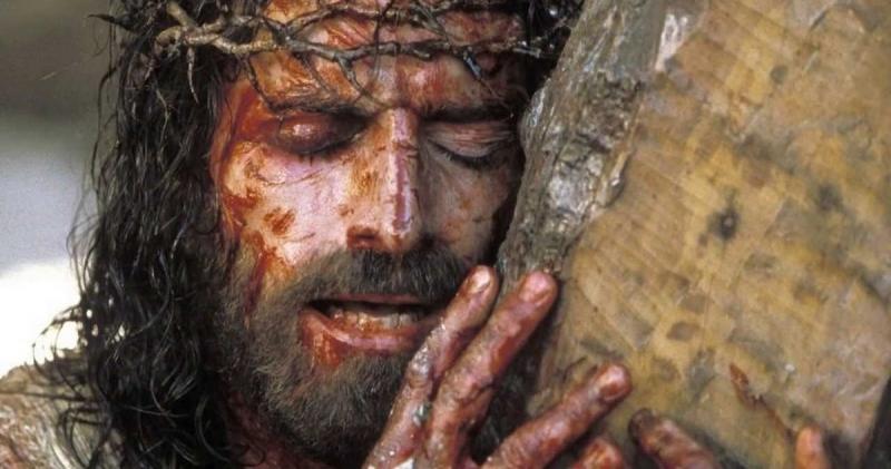 Jim Caviezel confiesa sufrimientos físicos que pasó en “La Pasión de Cristo”