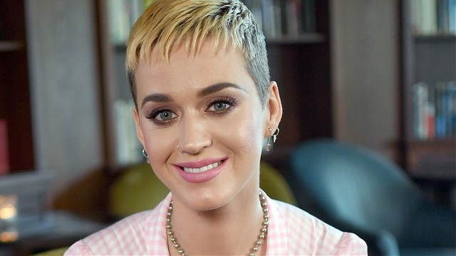 Katy Perry dice que está lista para una ‘revisión general del alma’