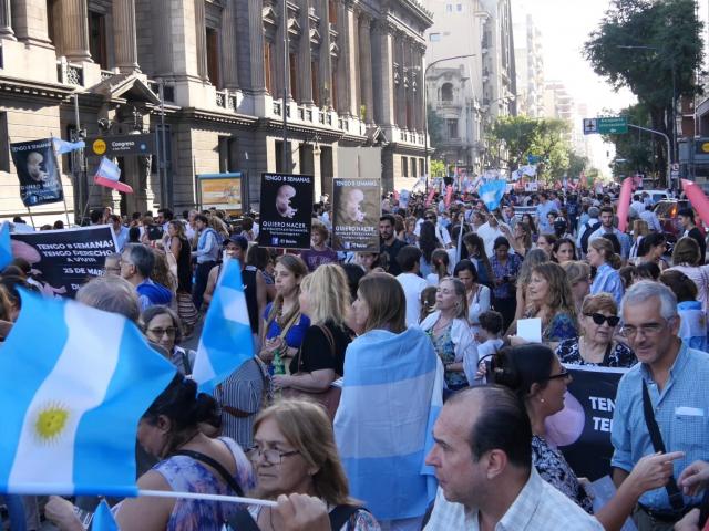 Argentina aprueba la legalización del aborto
