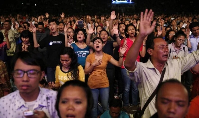 Cristianismo avanza en Indonesia, país musulmán más grande del mundo