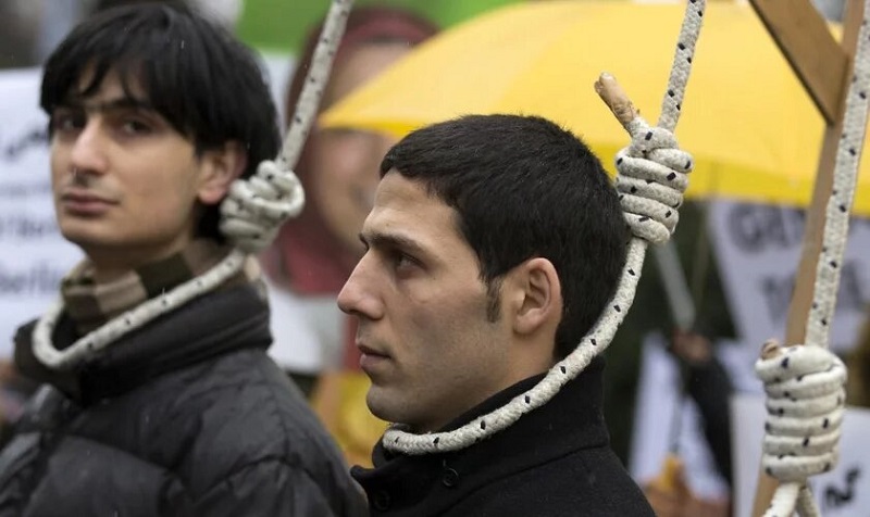 Irán afirma tener el derecho de ejecutar homosexuales en público