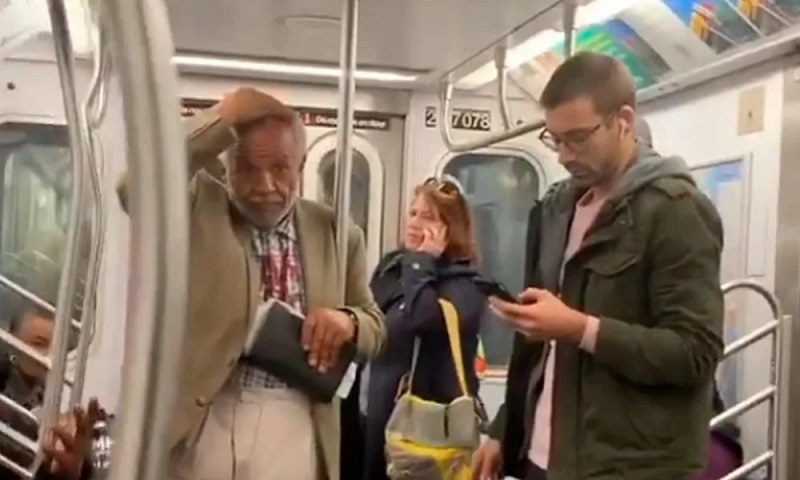 Anciano brutalmente golpeado por predicar en el metro de NY