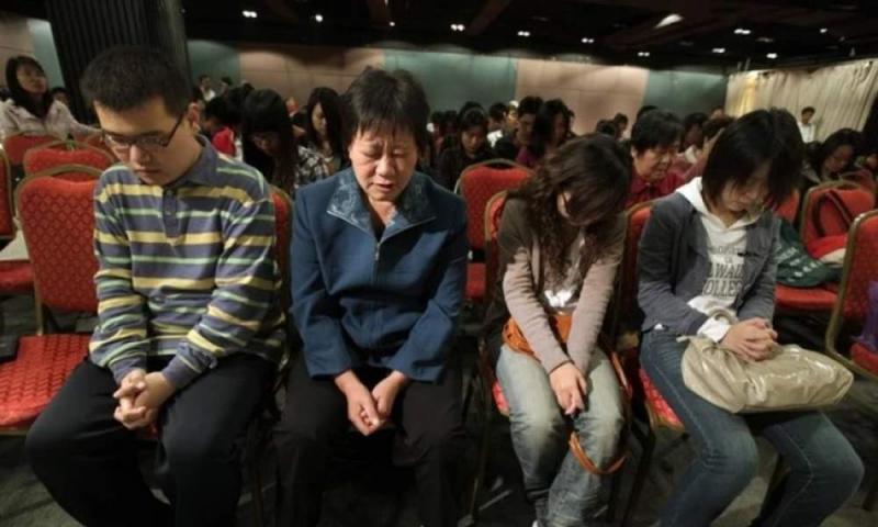 China cierra todas las iglesias y ordena a cristianos que dejen de creer en Dios