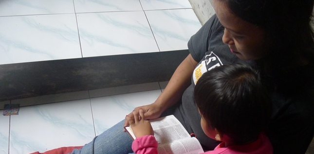 Los creyentes de Indonesia necesitan Biblias tras el tifón Seroja