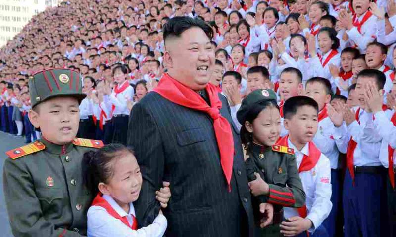 Corea del Norte: «Se enseña a los niños a orar a Kim y se cambia la Biblia»