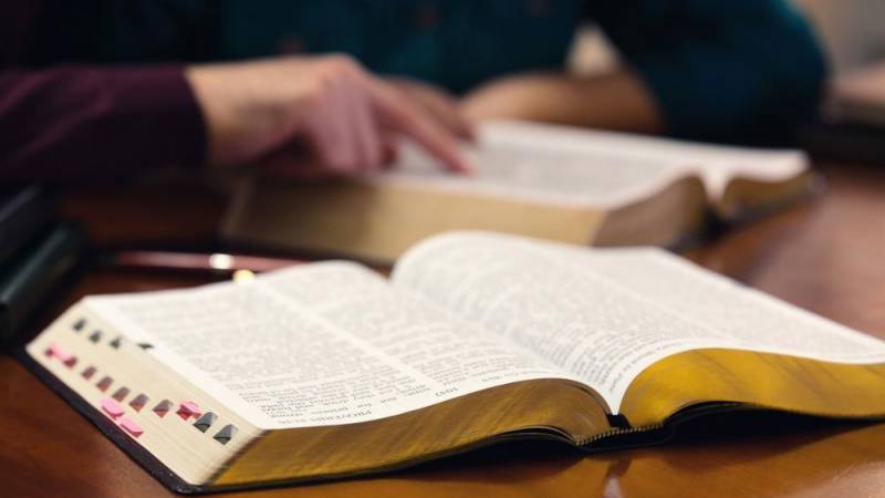 Wycliffe Bible Translators trabaja para traducir las Escrituras a 2000 idiomas más